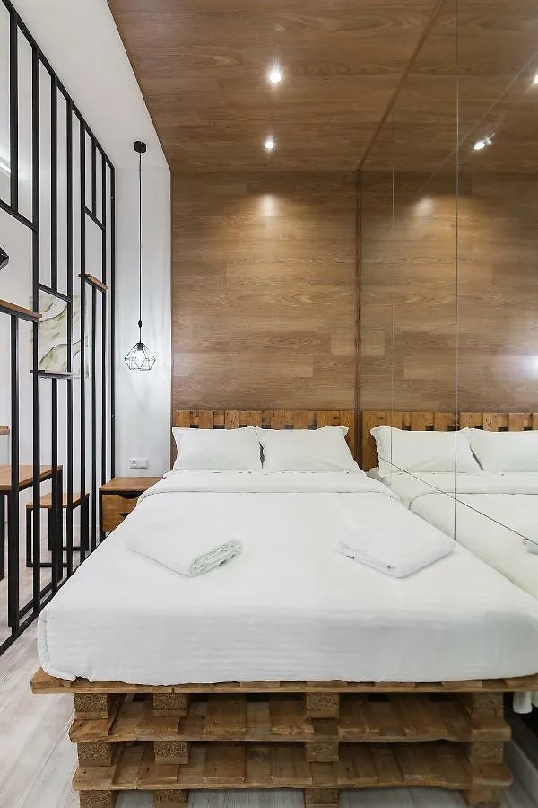 Leogrand Loft-Studio On Tamanska 8 Lviv 0*,